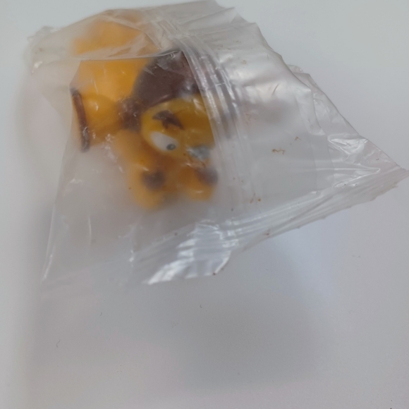 2005 Kelloggs Piper -Robots Movie Roller Toy Mini Figure Cereal Box Toy - Picture 9 of 9